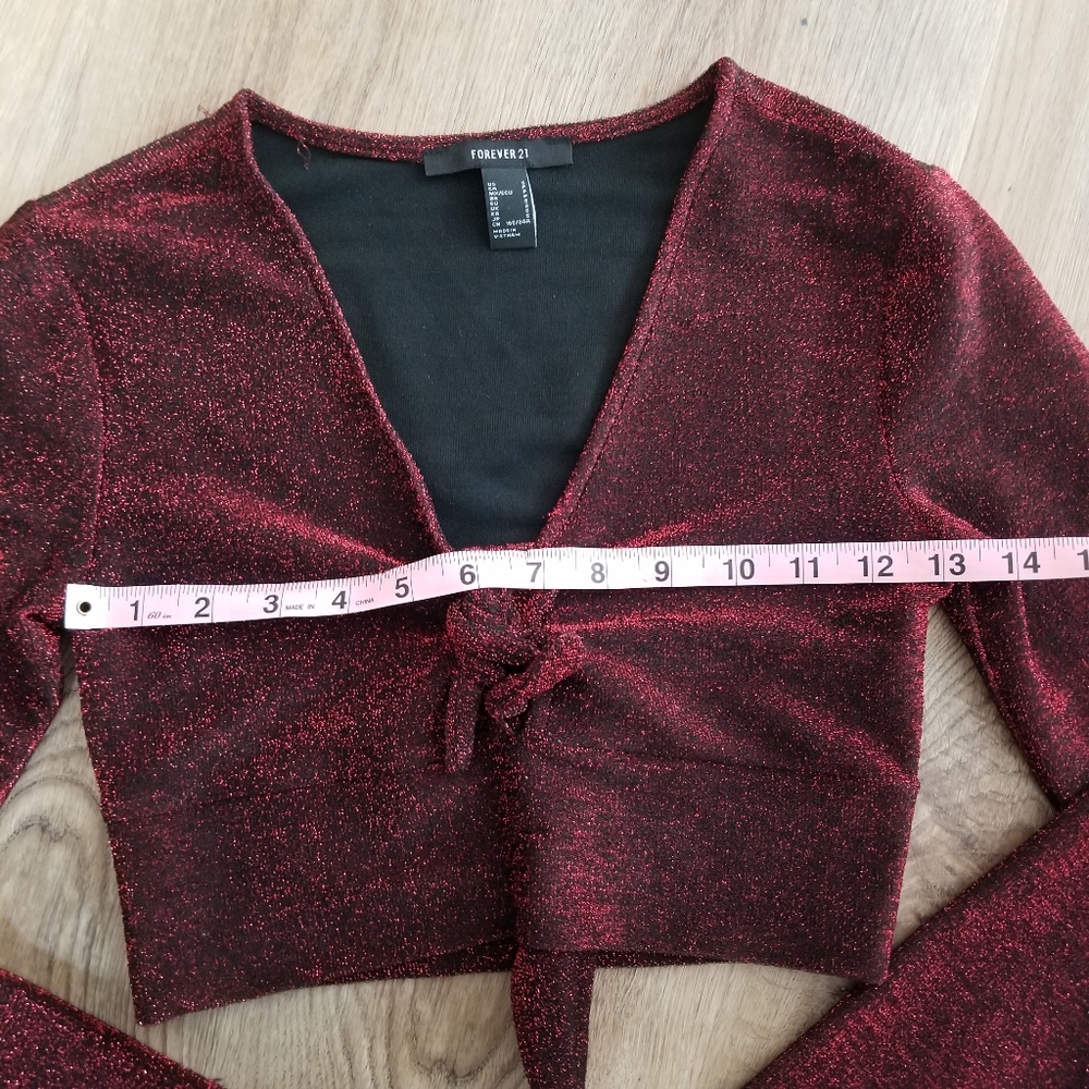 FOREVER 21 RED SHIMMER LONG SLEEVE CROP TOP - Picture 3 of 6